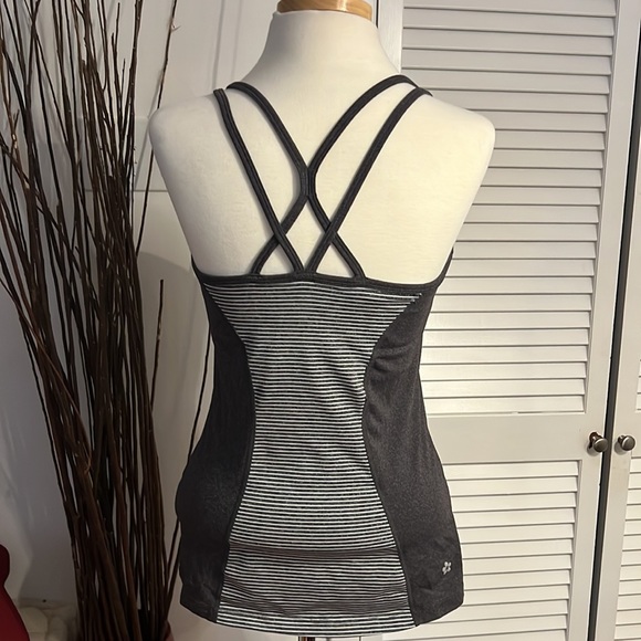 Athletic tank top - Picture 3 of 5